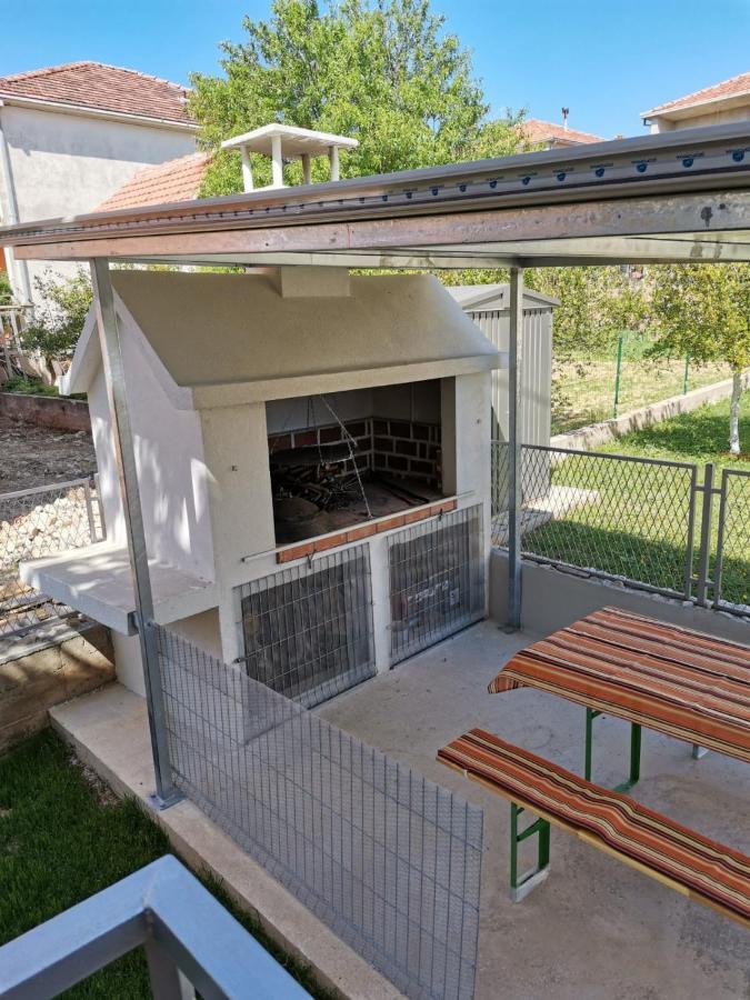 Marini Apartmani Trogir Exterior foto