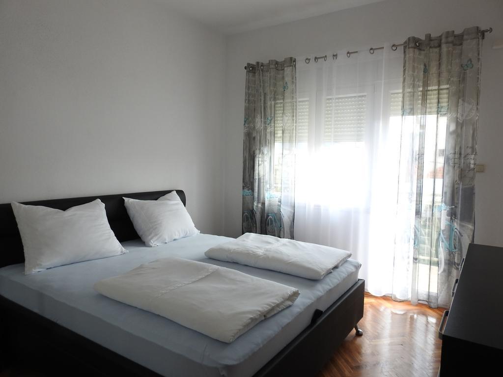 Marini Apartmani Trogir Exterior foto